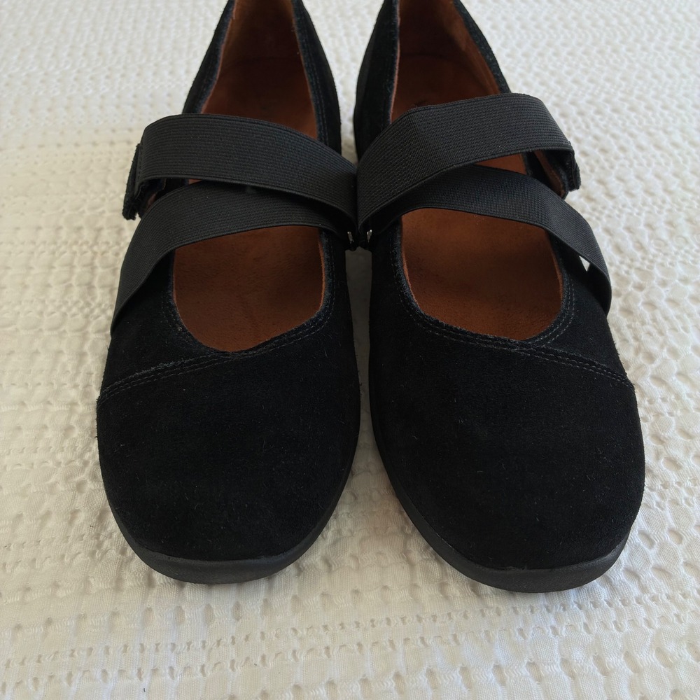 Vionic Shelby Mary Jane Black Suede Flat Hook and Loop Comfort Classic Women 8.5 - Picture 5 of 11